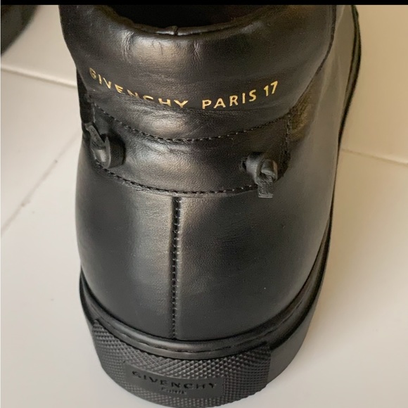Givenchy, Men's Black Urban Street High-top Sneakers, size 43 - Picture 6 of 12